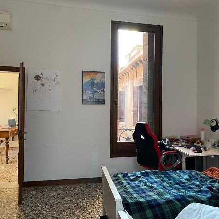 Appartamento Al Centro Di Venezia 6 Posti Letto Venice Exterior photo